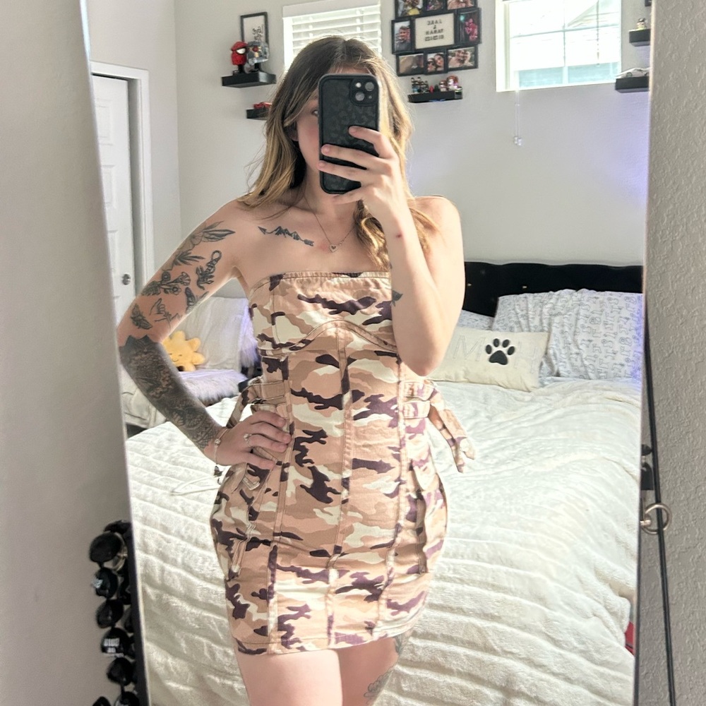 Forever 21 Strapless Camouflage Dress